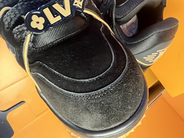 ルイヴィトン靴細部ディテール